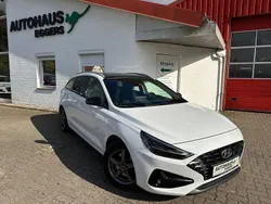 Weiß Gebraucht 2020 Hyundai i30 Intro Edition Kombi | 15.890 € (Guter Preis)