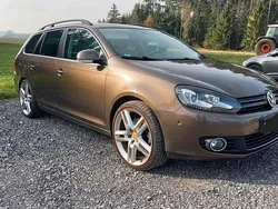 Braun Gebraucht 2011 VW Golf VI Highline Kombi | 5.500 € (Fairer Preis)