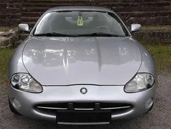 Silber Gebraucht 2000 Jaguar XK Coupé | 29.999 € (Fairer Preis)