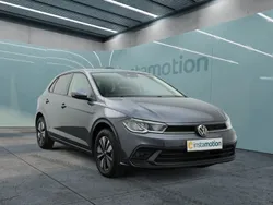 Grau Gebraucht 2024 VW Polo IQ Drive Limousine | 19.400 € (Guter Preis)
