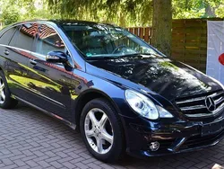 Schwarz Gebraucht 2008 Mercedes R320 AMG Van / Kleinbus | 8.290 € (Fairer Preis)