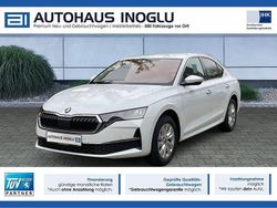 Weiß Neu 2025 Skoda Octavia Selection Limousine | 31.980 € (Fairer Preis)