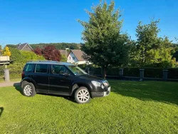 Schwarz Gebraucht 2012 Skoda Yeti SUV | 6.550 € (Etwas zu teuer)