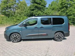 Blau Gebraucht 2025 Citroën Berlingo Van / Kleinbus | 31.500 € (Teuer)