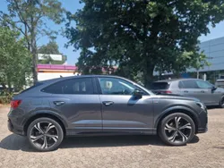 Grau Gebraucht 2021 Audi Q3 S-Line SUV | 30.800 € (Fairer Preis)