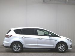 Weiss Gebraucht 2021 Ford S-MAX Trend Van / Kleinbus | 15.280 €