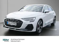 Gletscherweiß metallic Gebraucht 2024 Audi S3 Performance Limousine | 51.880 € (Superpreis)