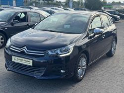 Blau Gebraucht 2016 Citroën C4 SELECTION Limousine | 3.500 €