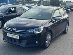 Blau Gebraucht 2016 Citroën C4 SELECTION Limousine | 3.999 € (Superpreis)