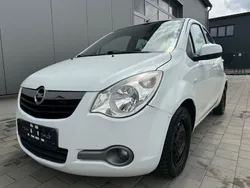 Weiß Gebraucht 2010 Opel Agila Edition Van / Kleinbus | 2.990 € (Fairer Preis)
