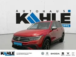 Rot Gebraucht 2024 VW Tiguan Move SUV | 39.290 € (Etwas zu teuer)