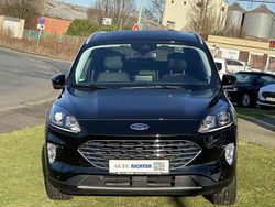 Obsidianschwarz metallic Gebraucht 2024 Ford Kuga Titanium SUV | 28.950 €