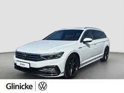 Weiß Gebraucht 2023 VW Passat R-line Kombi | 40.850 € (Teuer)