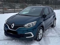 Blau Gebraucht 2018 Renault Captur LIMITED SUV | 9.000 € (Guter Preis)