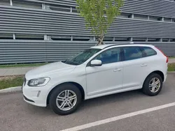 Weiß Gebraucht 2016 Volvo XC60 Momentum SUV | 16.200 € (Guter Preis)