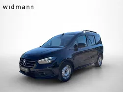 Loparitschwarz metallic Gebraucht 2022 Mercedes T180 Progressive Van / Kleinbus | 21.850 € (Superpreis)