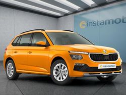 Blau Neu 2025 Skoda Kamiq SUV | 23.699 € (Fairer Preis)
