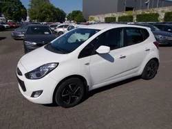 Weiß Gebraucht 2014 Hyundai ix20 Van / Kleinbus | 9.000 € (Etwas zu teuer)