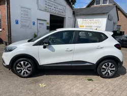 Weiß Gebraucht 2017 Renault Captur Experience SUV | 9.599 € (Guter Preis)