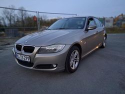 Beige Gebraucht 2011 BMW 318 Performance Limousine | 5.999 € (Guter Preis)