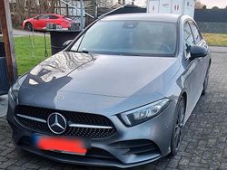 Grau Gebraucht 2018 Mercedes A200 AMG line Limousine | 20.000 € (Fairer Preis)