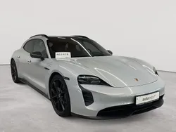 Weiss metallic Gebraucht 2022 Porsche Taycan GTS Sport Turismo Limousine | 75.990 € (Superpreis)