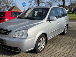 Silber Gebraucht 2006 Kia Carens EX Van / Kleinbus | 2.999 € (Fairer Preis)