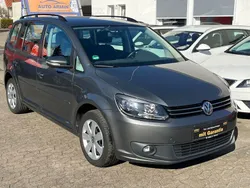 Grau Gebraucht 2014 VW Touran Comfortline Van / Kleinbus | 9.990 € (Fairer Preis)