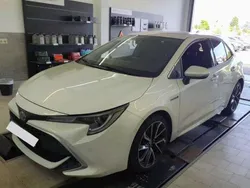Weiss Gebraucht 2019 Toyota Corolla Limousine | 19.930 € (Guter Preis)
