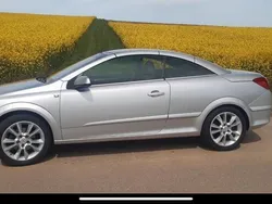 Silber Gebraucht 2006 Opel Astra Cabriolet Edition Cabrio | 3.800 € (Fairer Preis)