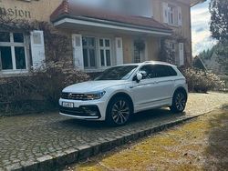 Weiß Gebraucht 2019 VW Tiguan Highline SUV | 29.900 € (Etwas zu teuer)