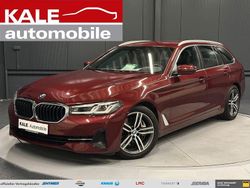 Aventurinrot iii metallic Gebraucht 2022 BMW 530 Performance Kombi | 36.490 € (Guter Preis)