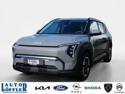 Grau Neu 2025 Kia EV3 4 SUV | 39.906 € (Guter Preis)