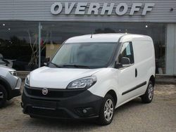 Weiss Gebraucht 2020 Fiat Doblò Van / Kleinbus | 14.221 € (Etwas zu teuer)