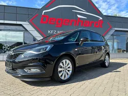 Schwarz Gebraucht 2018 Opel Zafira Innovation Van / Kleinbus | 17.990 € (Etwas zu teuer)