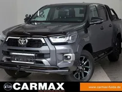 Braun Gebraucht 2023 Toyota HiLux Abholung | 55.900 € (Teuer)