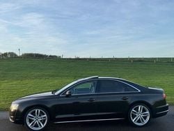 Schwarz Gebraucht 2016 Audi A8 Limousine | 21.800 € (Fairer Preis)