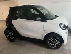 Weiß Gebraucht 2019 Smart ForTwo Cabrio Cabrio | 12.989 € (Guter Preis)