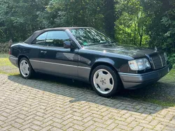 Schwarz Gebraucht 1994 Mercedes E320 Cabrio | 25.900 €