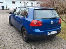 Blau Gebraucht 2005 VW Golf V Sportline Limousine | 2.500 € (Fairer Preis)