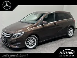 Braun Gebraucht 2019 Mercedes B250 Urban Van / Kleinbus | 24.390 € (Guter Preis)