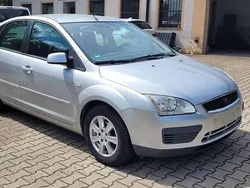Silber Gebraucht 2007 Ford Focus Style Limousine | 1.490 € (Guter Preis)