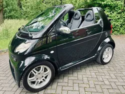 Schwarz Gebraucht 2003 Smart ForTwo Cabrio Brabus Cabrio | 4.550 € (Fairer Preis)