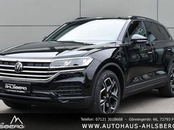 Grenadillschwarz Gebraucht 2024 VW Touareg SUV | 61.900 € (Teuer)