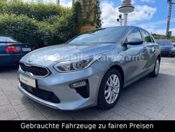 Silber Gebraucht 2019 Kia Ceed Vision Limousine | 11.900 € (Fairer Preis)