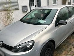 Grau Gebraucht 2009 VW Golf VI Limousine | 2.750 € (Guter Preis)