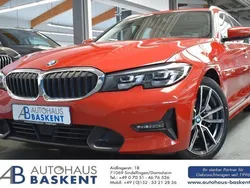 Rot Gebraucht 2021 BMW 330 Sport Line Kombi | 31.490 € (Fairer Preis)