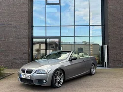 Grau Gebraucht 2012 BMW 320 Cabriolet M Sport Cabrio | 12.900 € (Fairer Preis)