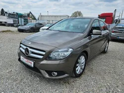 Grau Gebraucht 2012 Mercedes B180 Van / Kleinbus | 8.700 € (Fairer Preis)