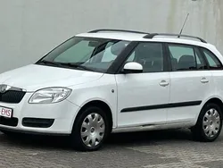 Weiß Gebraucht 2008 Skoda Fabia Ambiente Kombi | 1.425 € (Guter Preis)